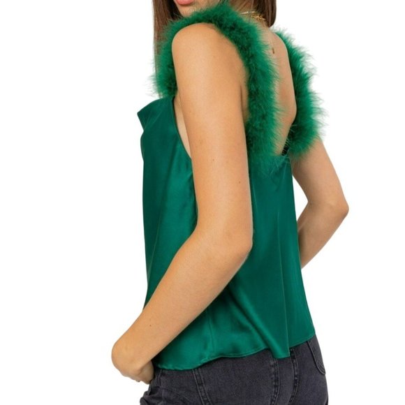 Le Lis Show Me the Feathers Camisole Blouse Hunter Green Size Medium NWT - Picture 2 of 3